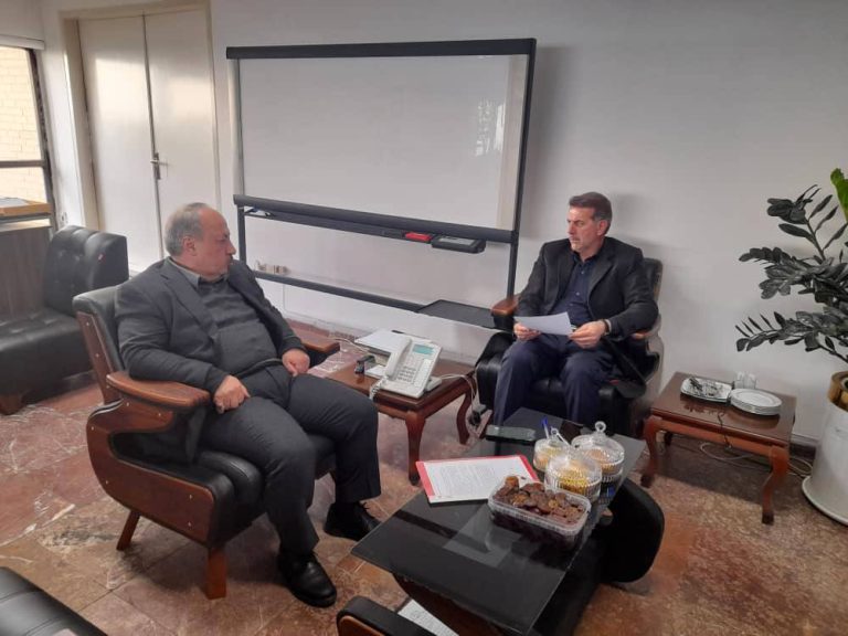 جلسه حاج کامران پولادی،با دکتر مسعود نصرتی، معاون وزیر و رئیس سازمان شهرداری‌ها و‌دهیاری های کشور